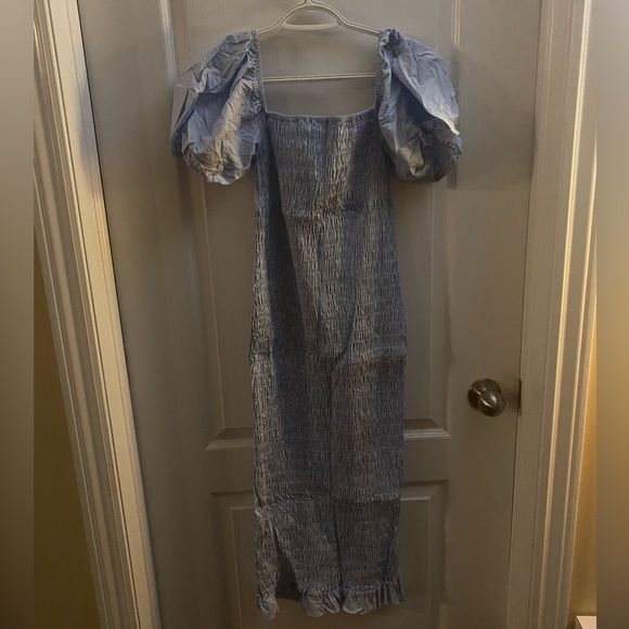 Light blue smocked dress - Picture 7 of 7